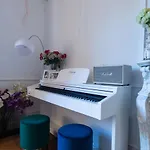Spacious 2 Rooms Apartment At The Heart Of Paris